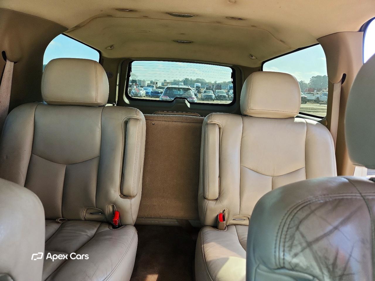 Chevrolet Suburban 2004