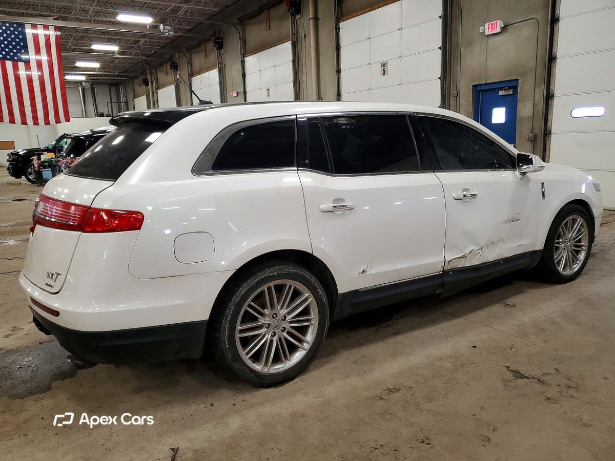 Lincoln MKT 2016