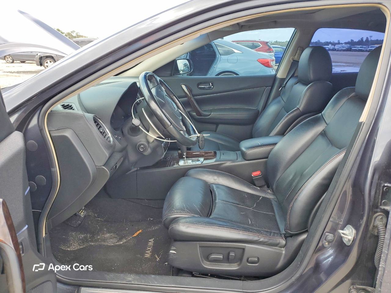 Nissan Maxima 2011
