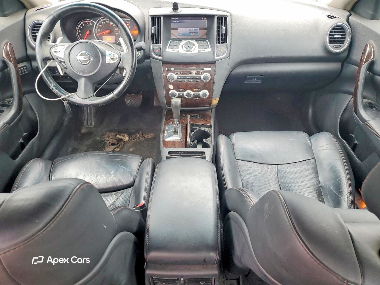 Nissan Maxima 2011