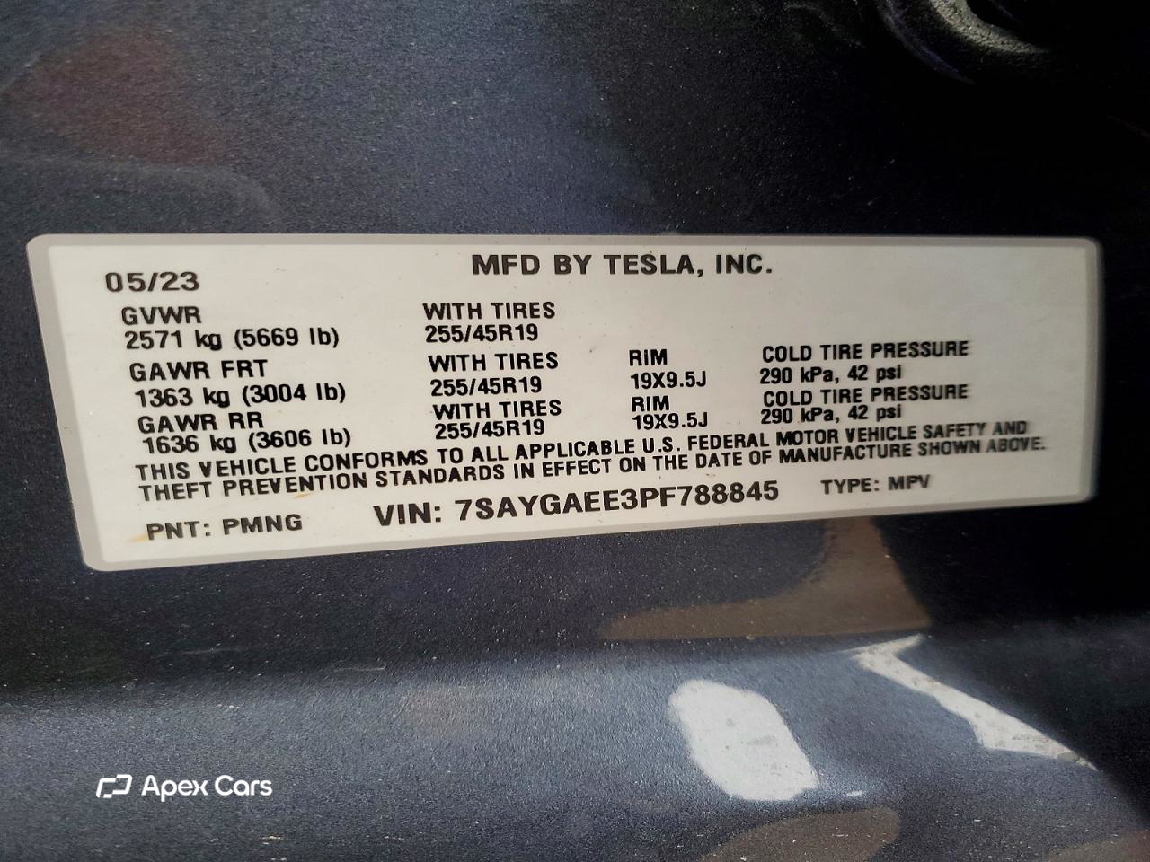 Tesla Model Y 2023