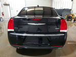 Chrysler 300 2017
