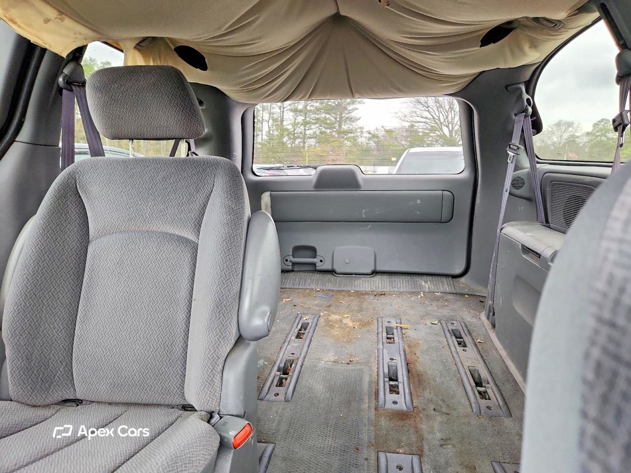 Dodge Caravan 2004