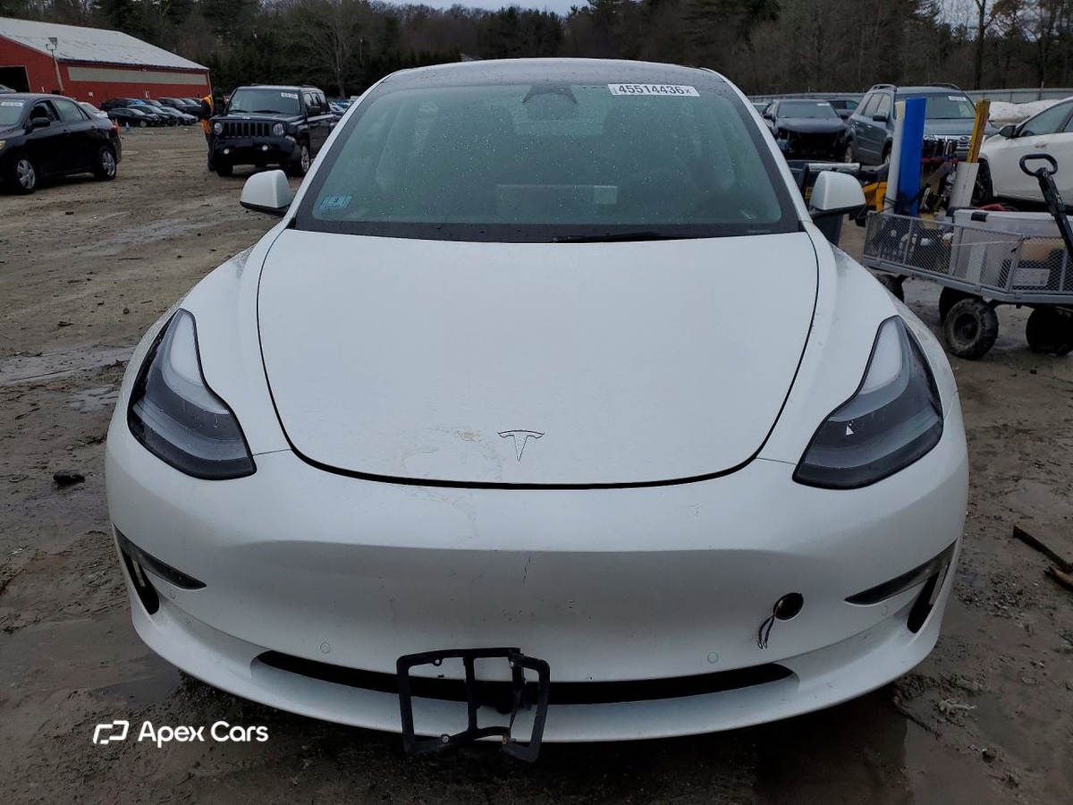 Tesla Model 3 2022