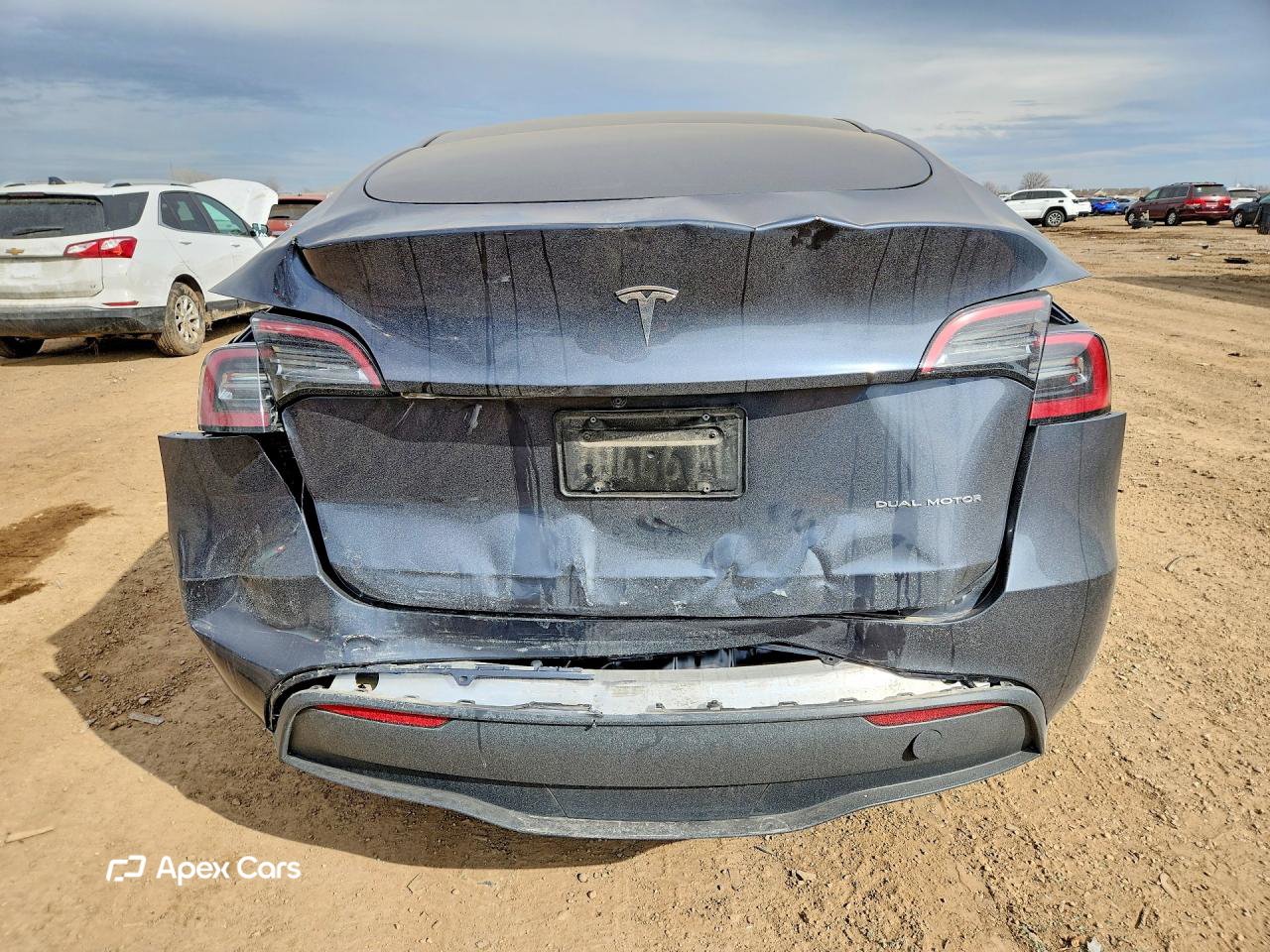 Tesla Model Y 2023