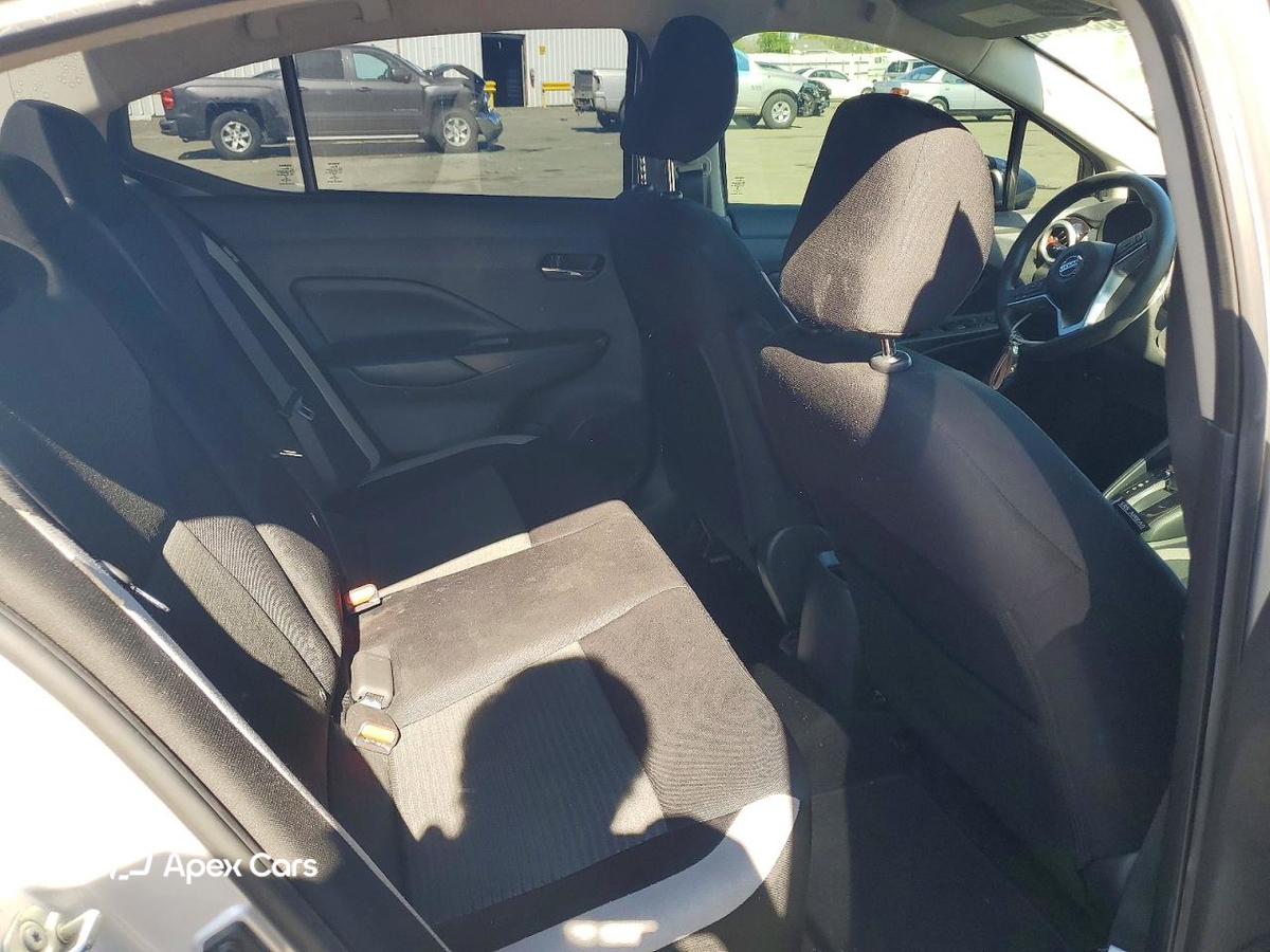 Nissan Versa 2020