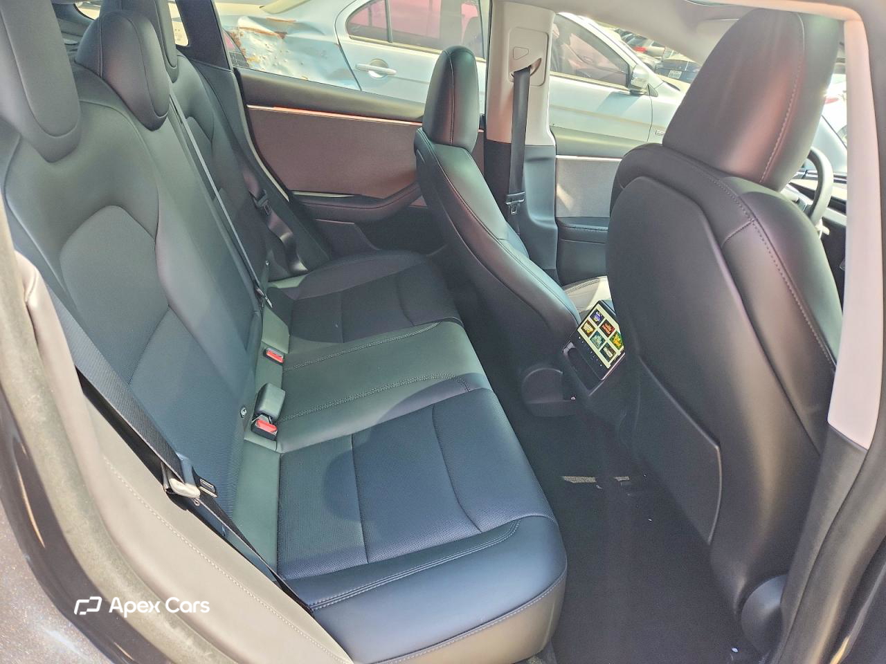 Tesla Model 3 2024