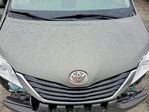 Toyota Sienna 2011