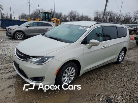 Chrysler Pacifica 2017 - Zdjęcie 1 z 14
