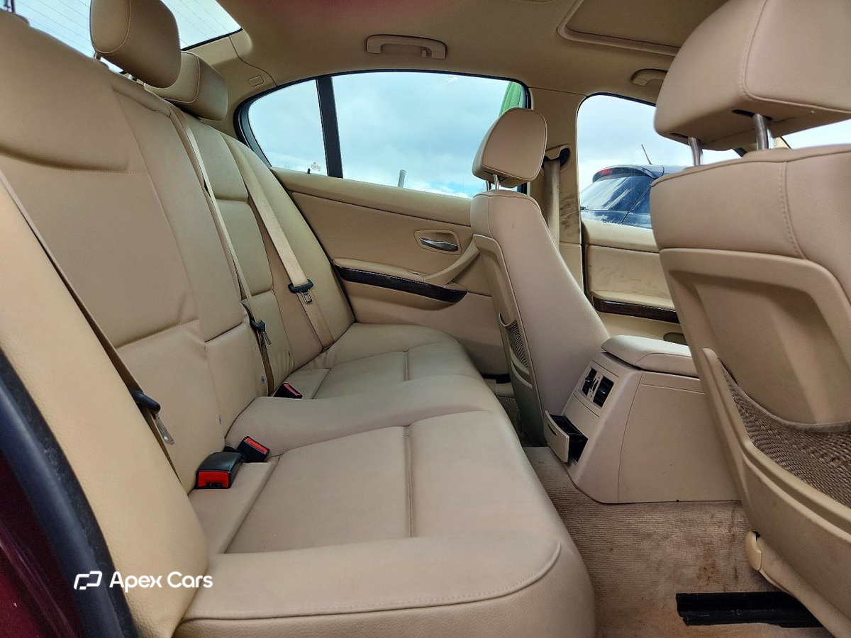 BMW Series 3 2009