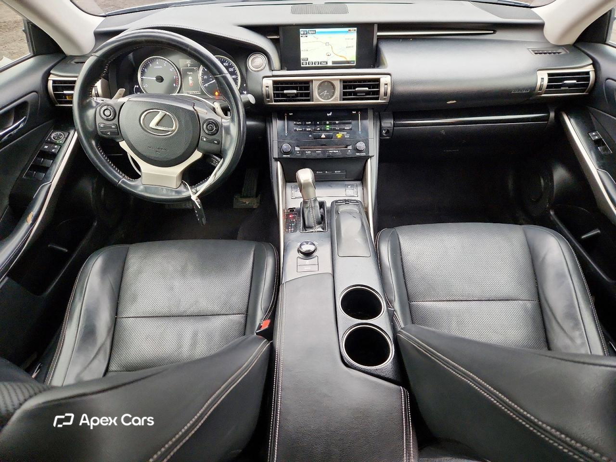 Lexus IS 2014