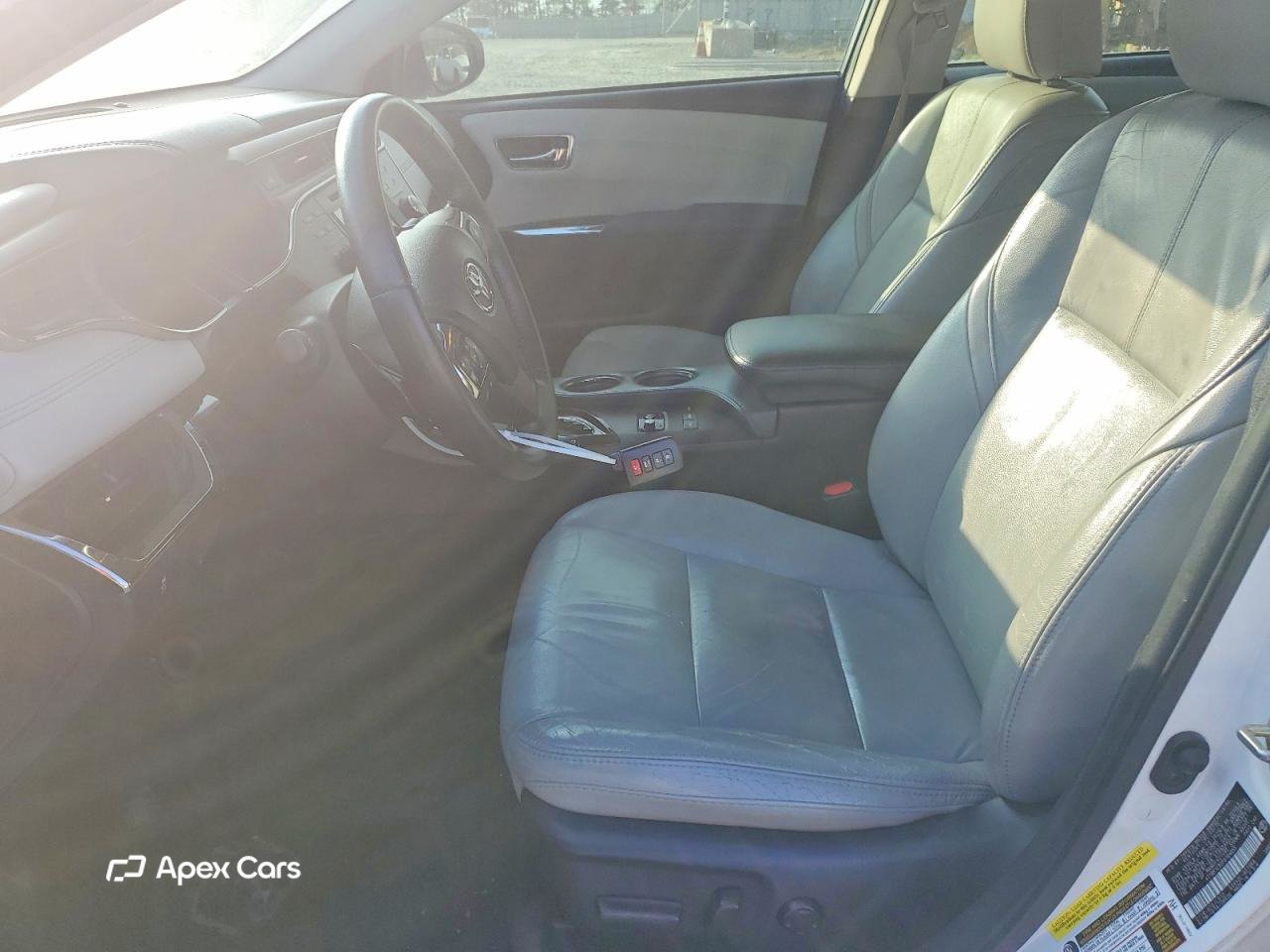 Toyota Avalon 2015