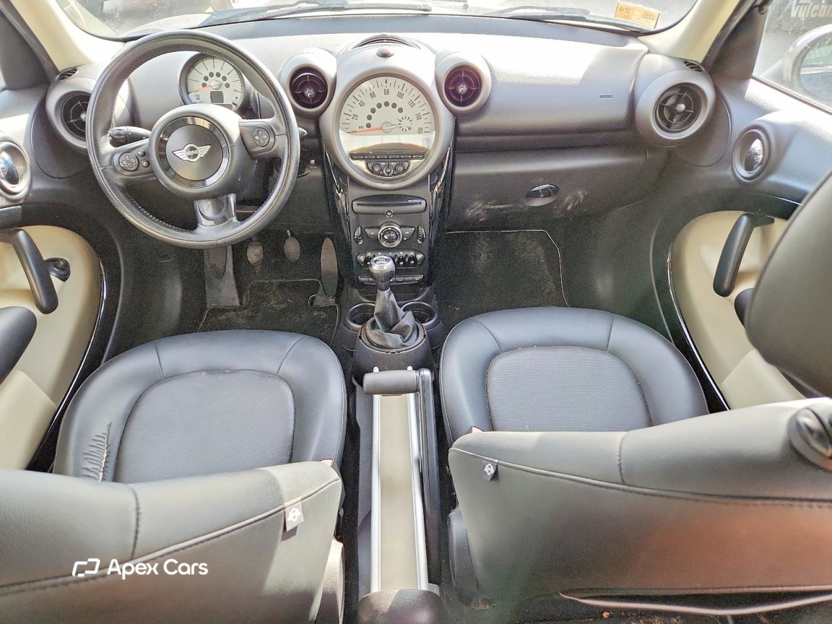 MINI Cooper 2012