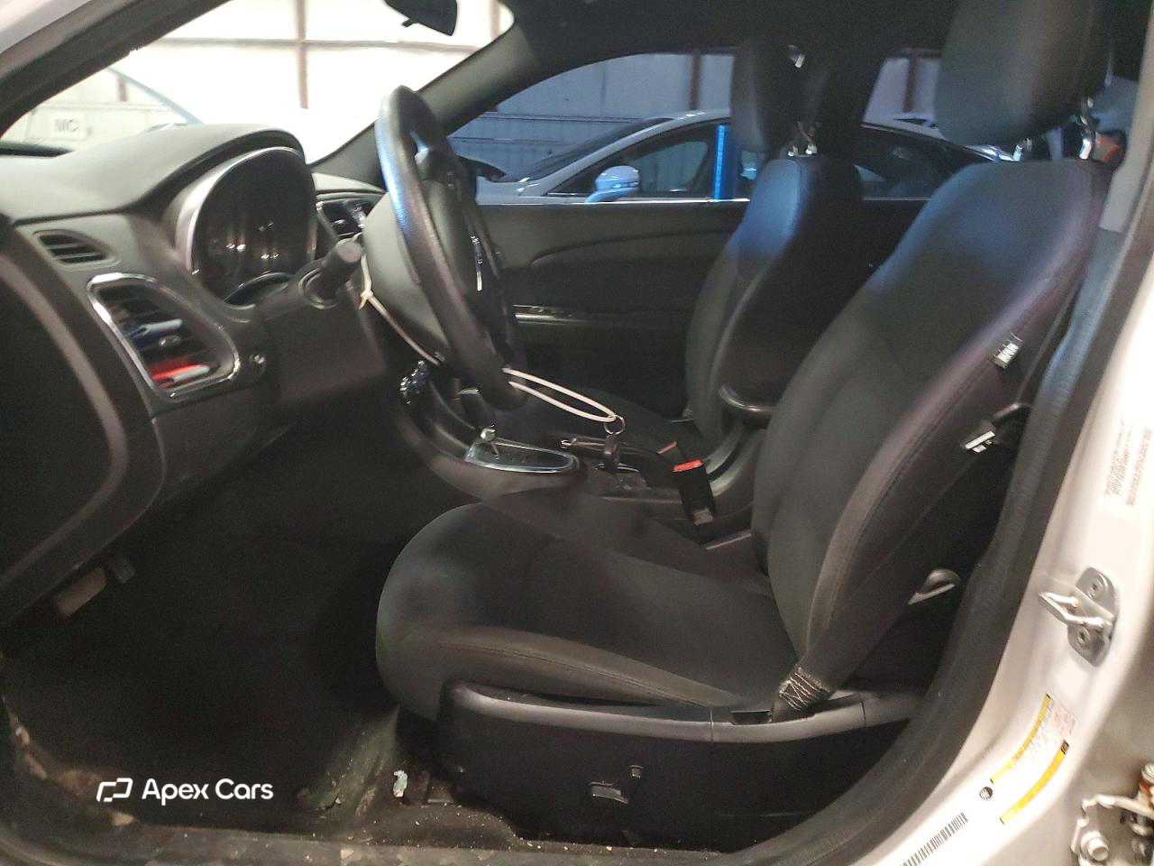 Chrysler 200 2013