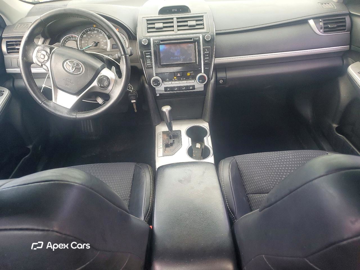 Toyota Camry 2012
