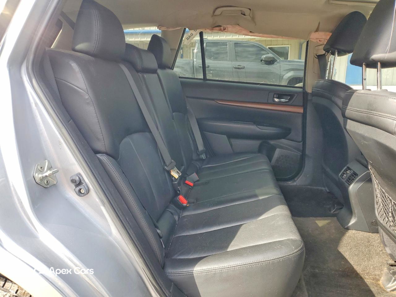 Subaru Outback 2013