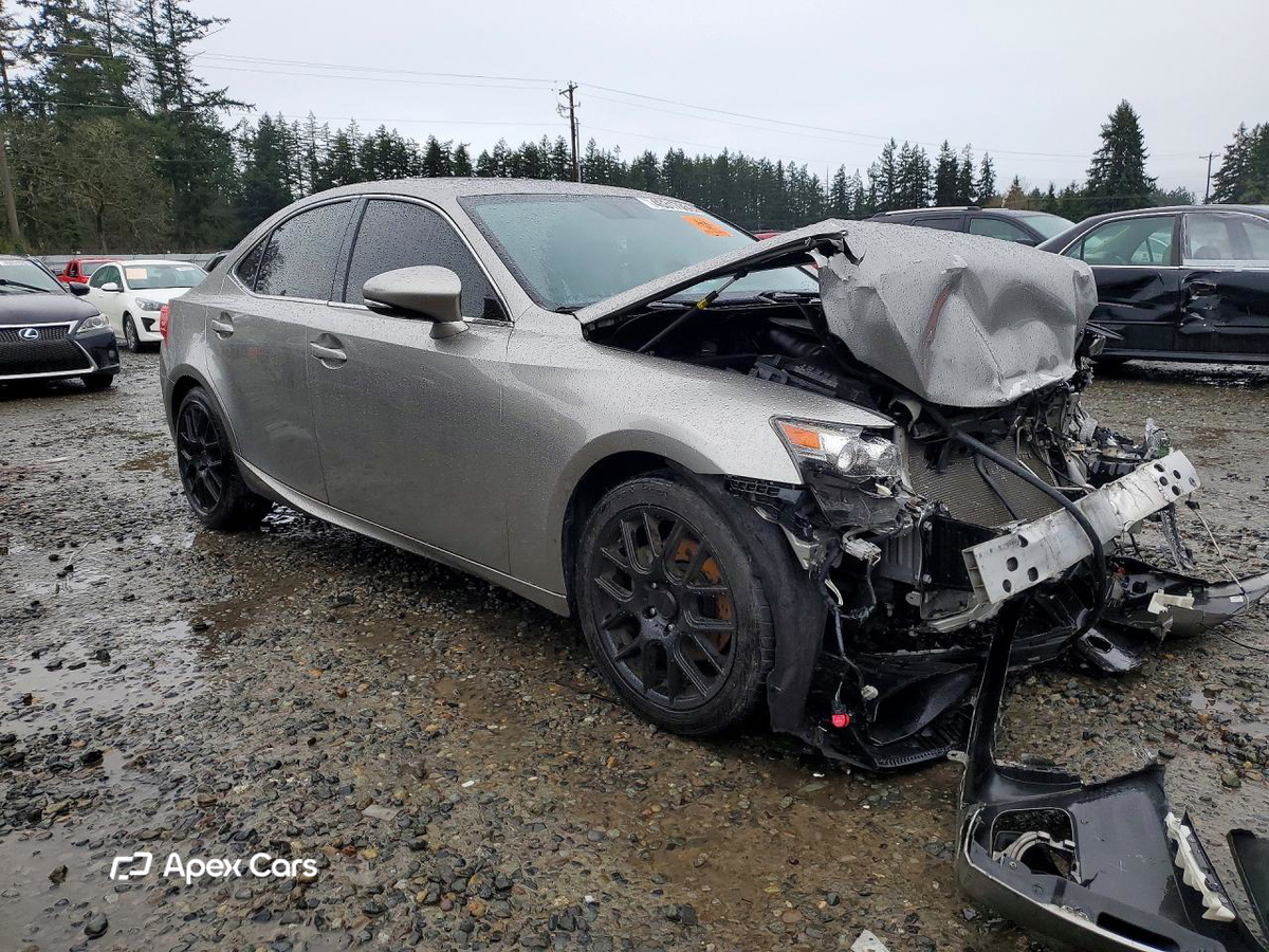 Lexus IS 2015