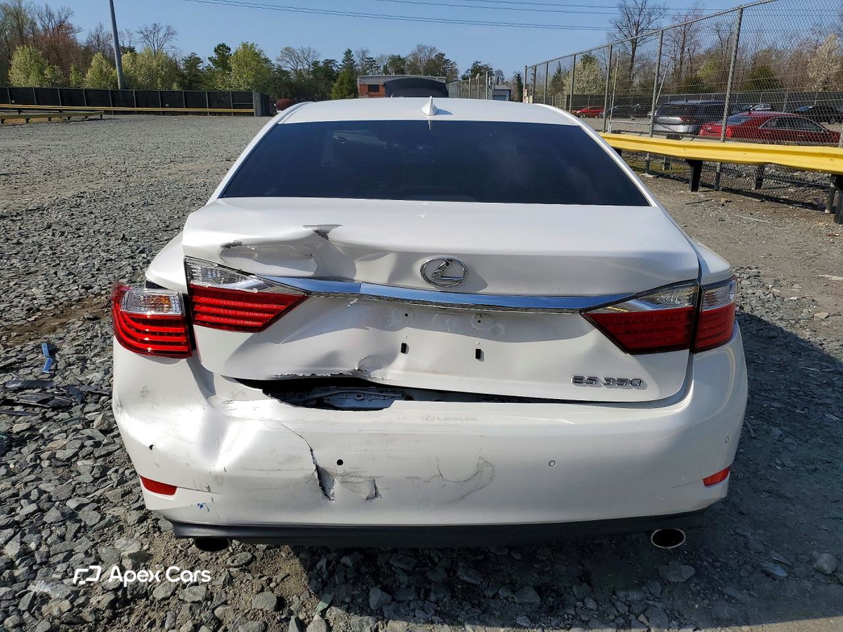 Lexus ES 2015