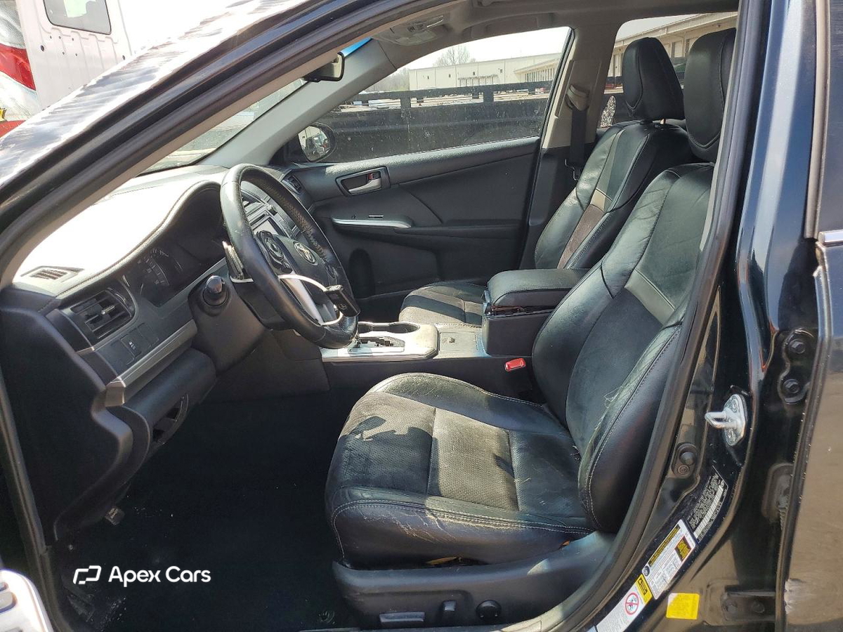Toyota Camry 2012