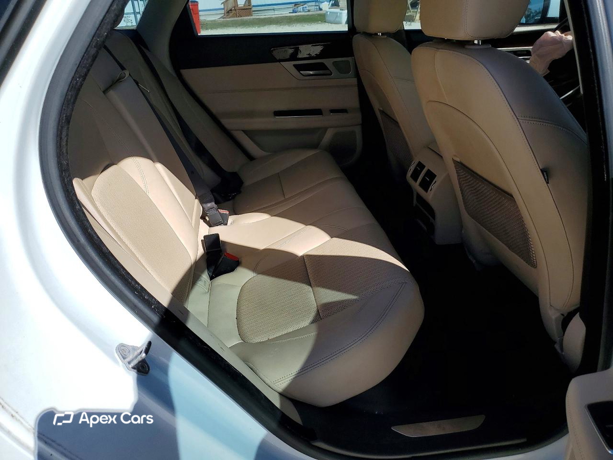 Jaguar XF 2017