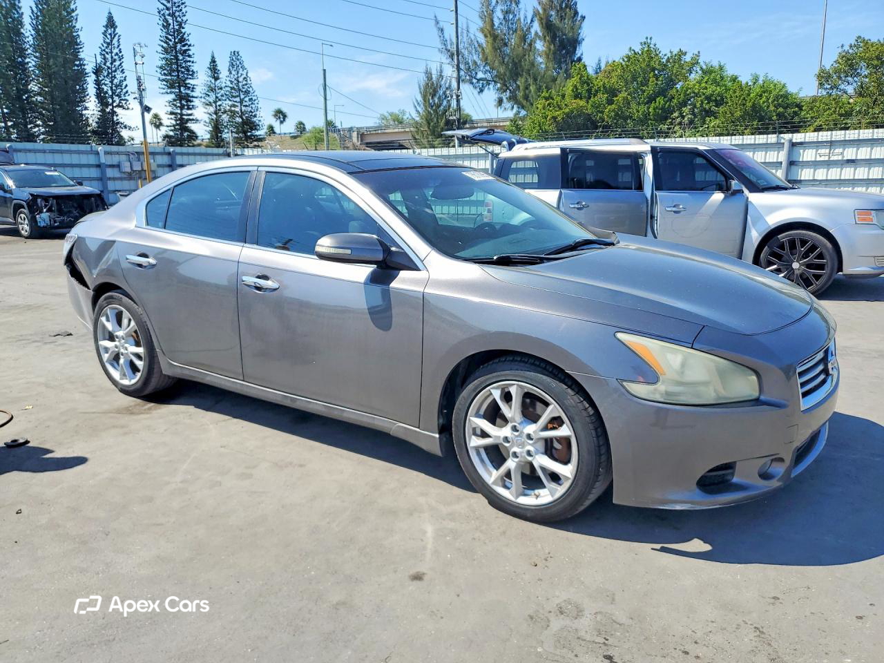 Nissan Maxima 2014