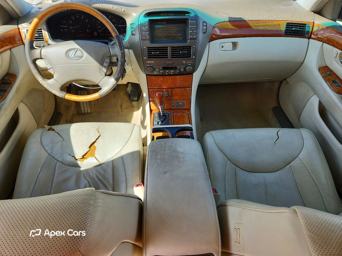 Lexus LS 2004