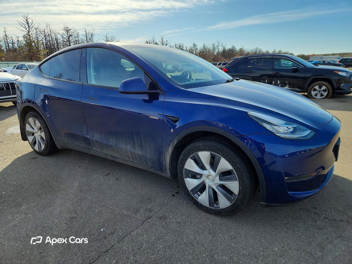 Tesla Model Y 2022