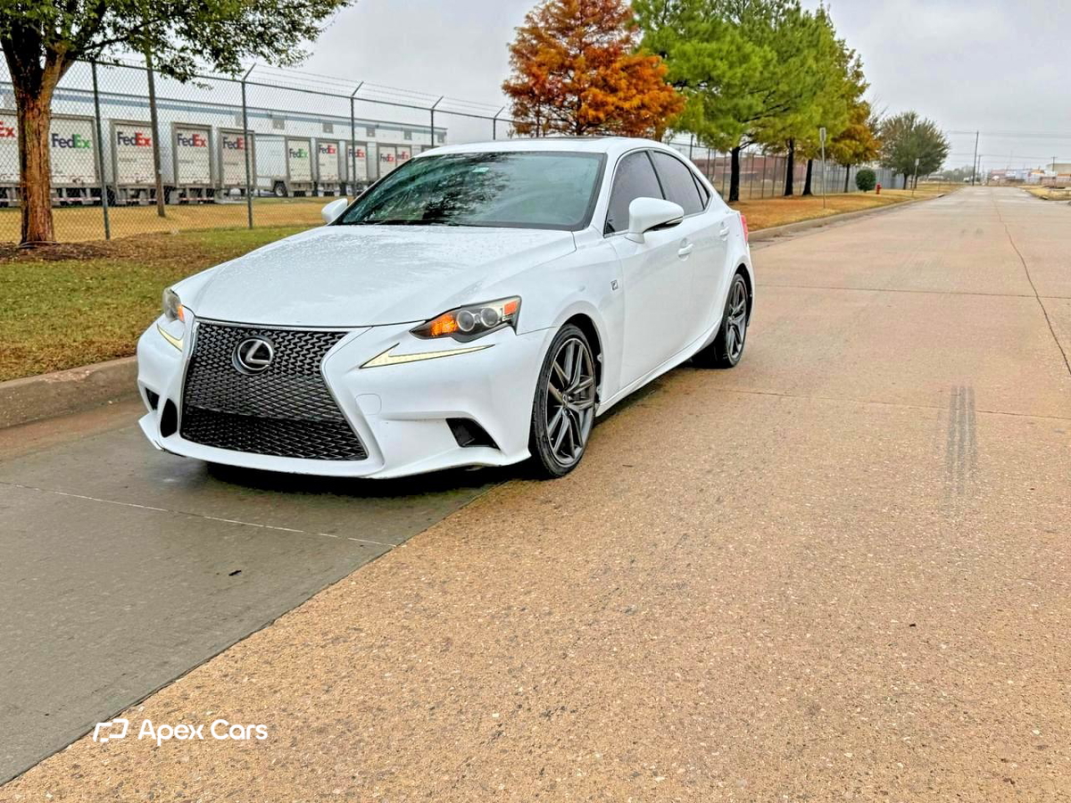 Lexus IS 2014