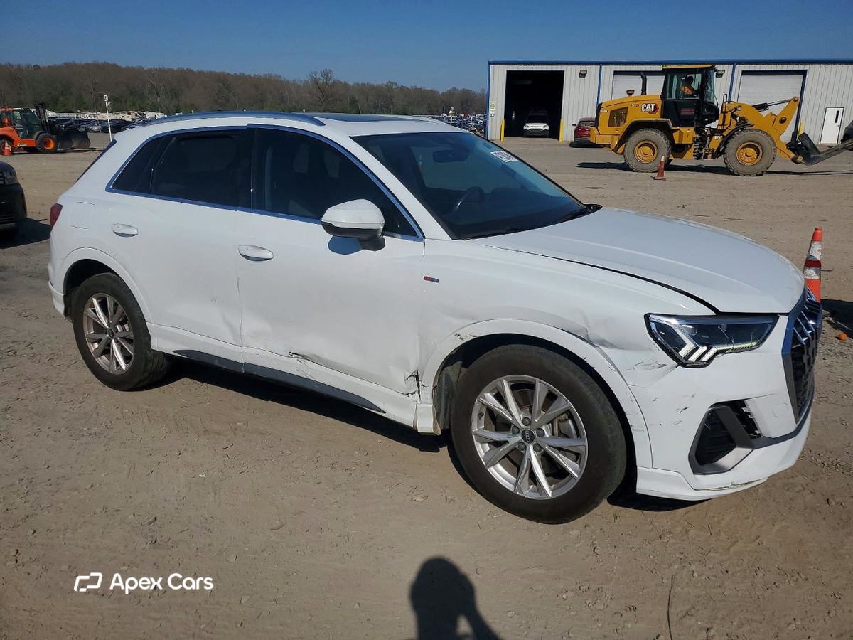 Audi Q3 2021