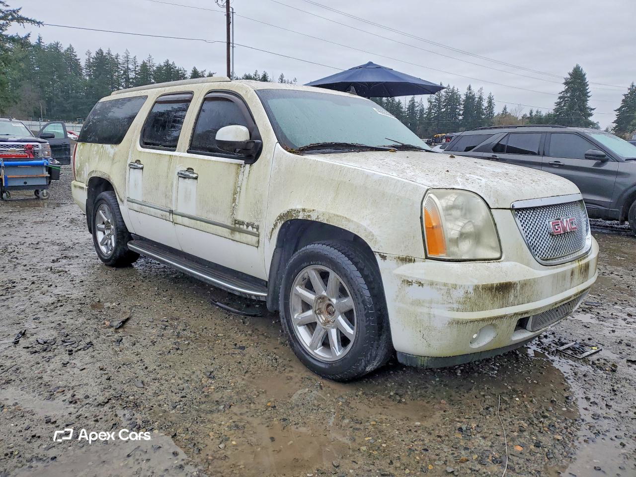 GMC Yukon 2011