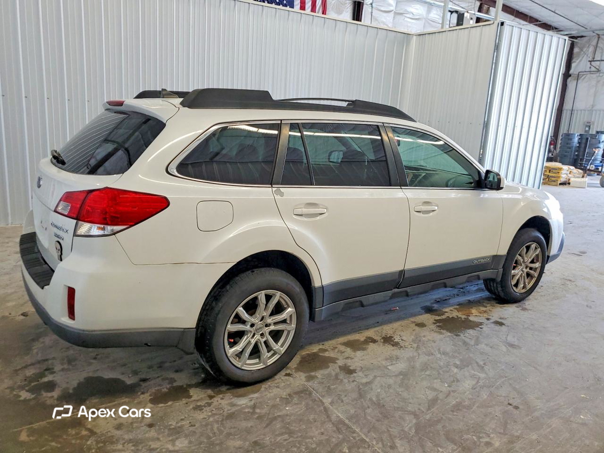 Subaru Outback 2013