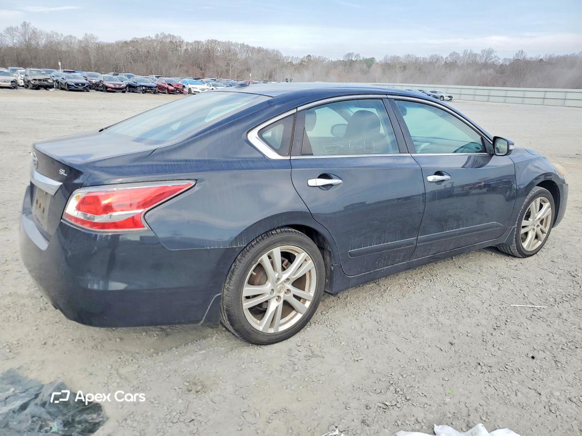 Nissan Altima 2015