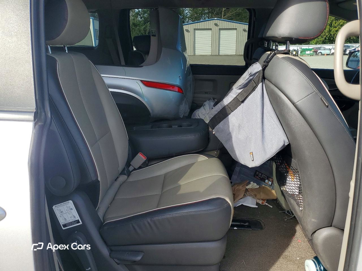Kia Sedona 2017