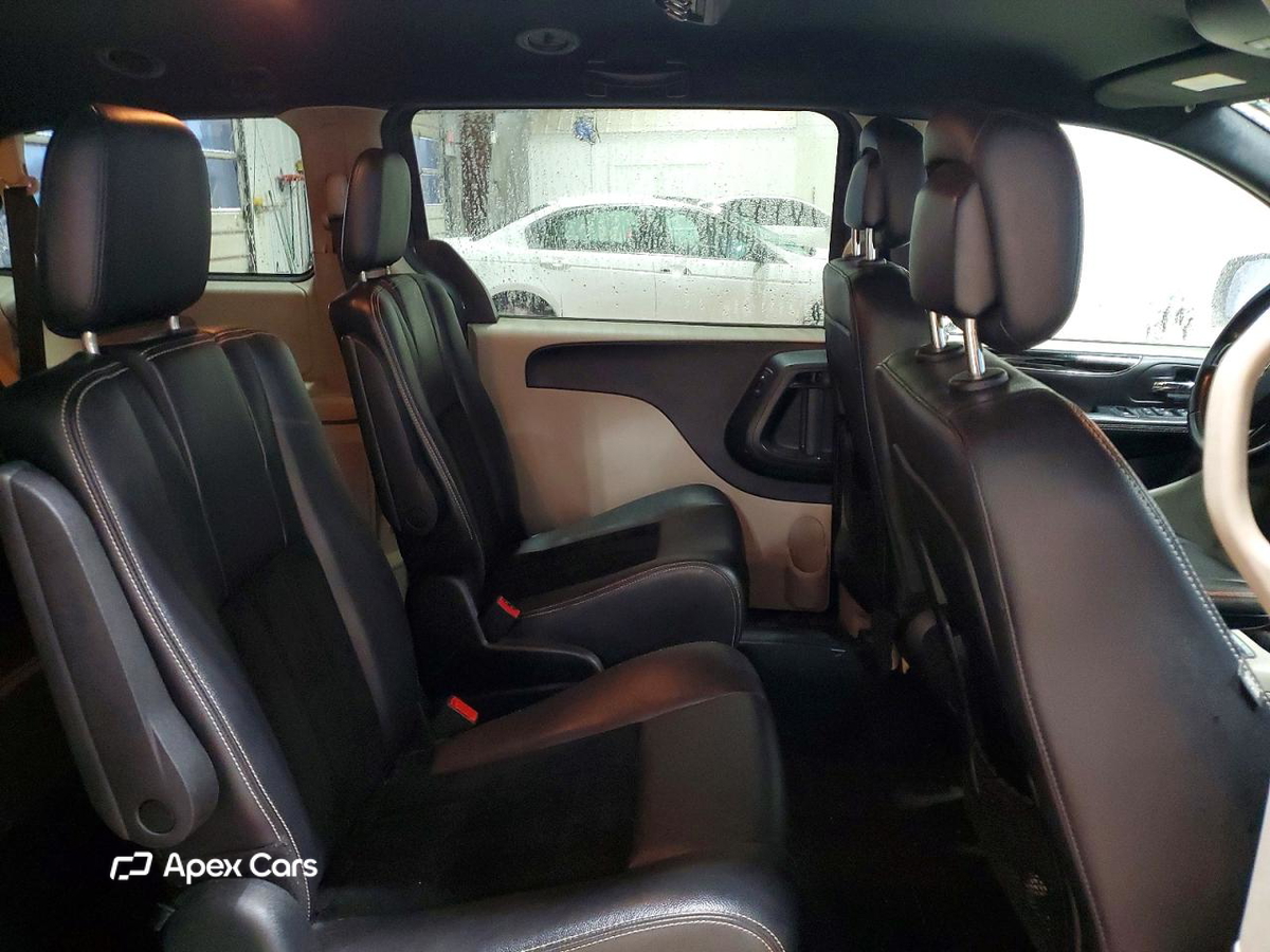 Dodge Caravan 2018