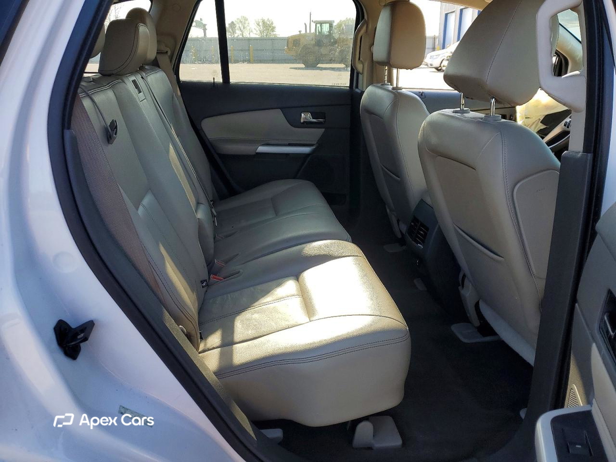 Ford Edge 2012