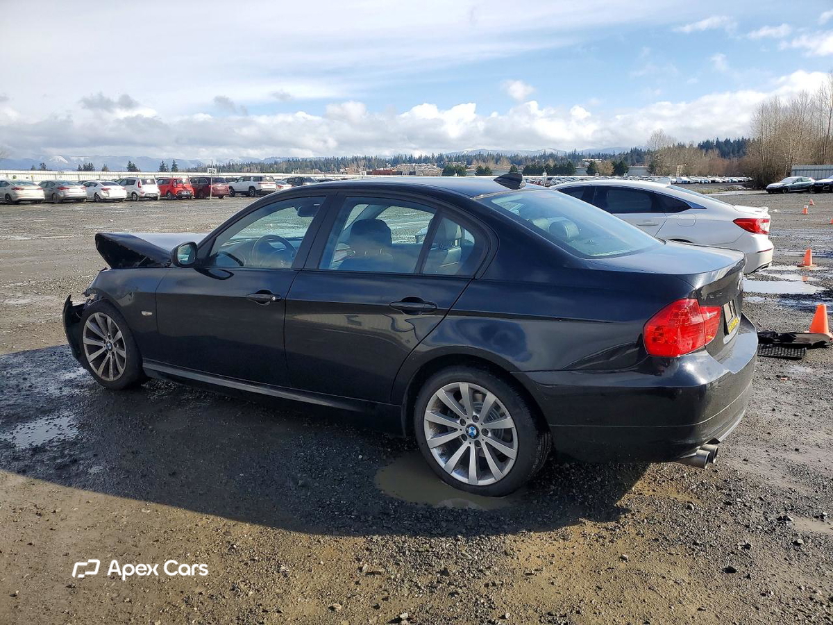 BMW Series 3 2011