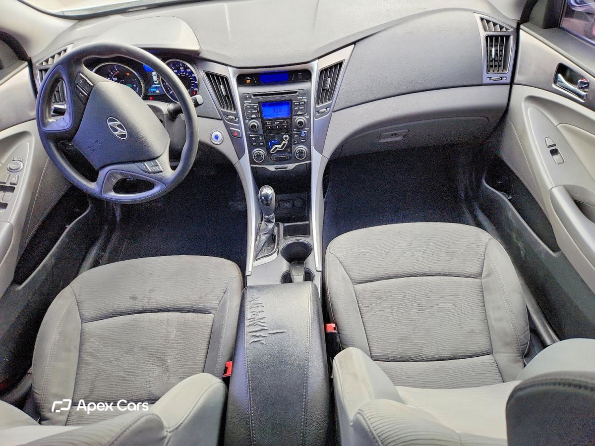 Hyundai Sonata 2011