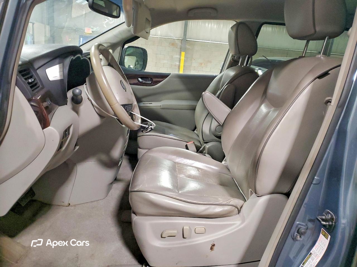 Nissan Quest 2012