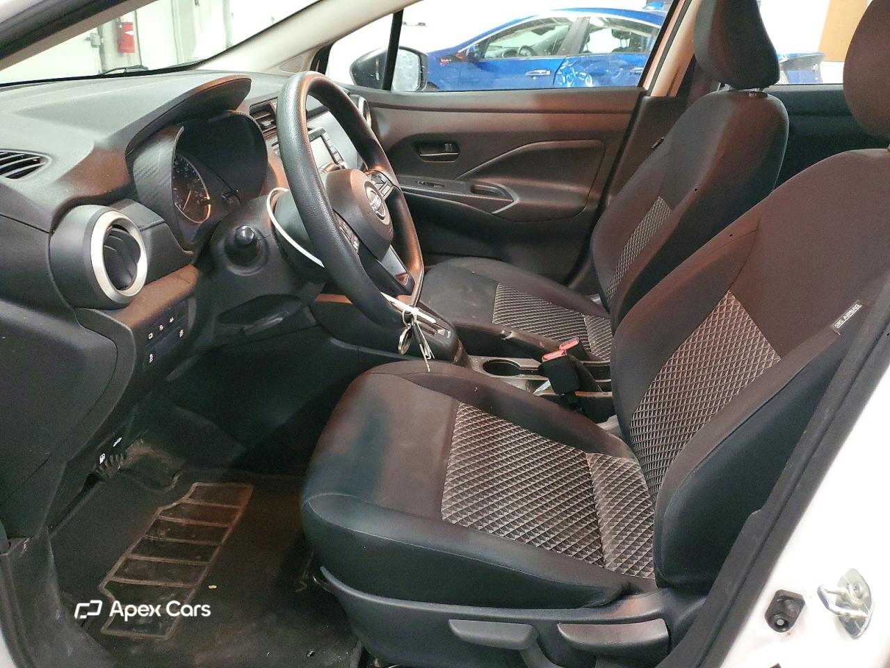 Nissan Versa 2023