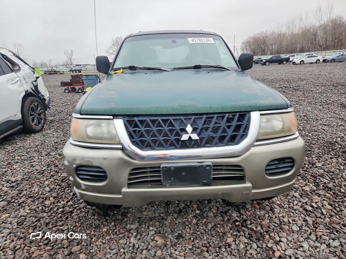 Mitsubishi Montero 2002