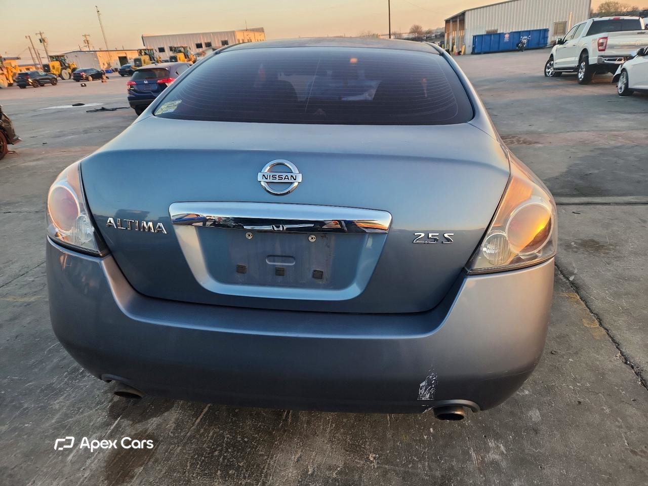 Nissan Altima 2011