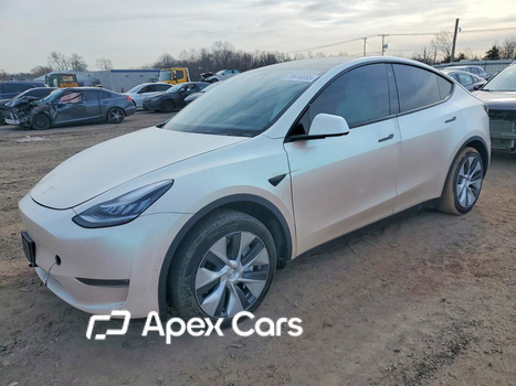 Tesla Model Y 2020 - Image 1 of 12