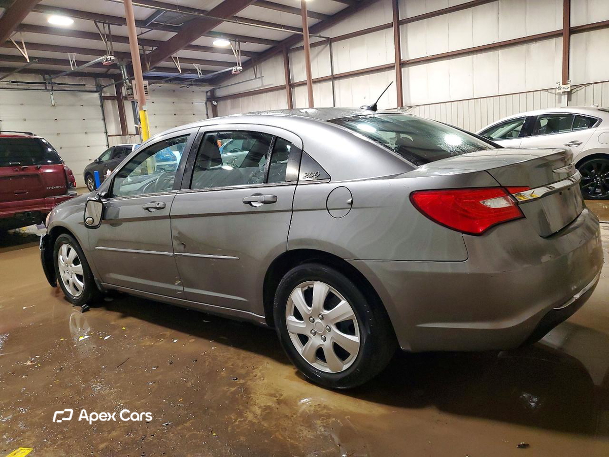 Chrysler 200 2012