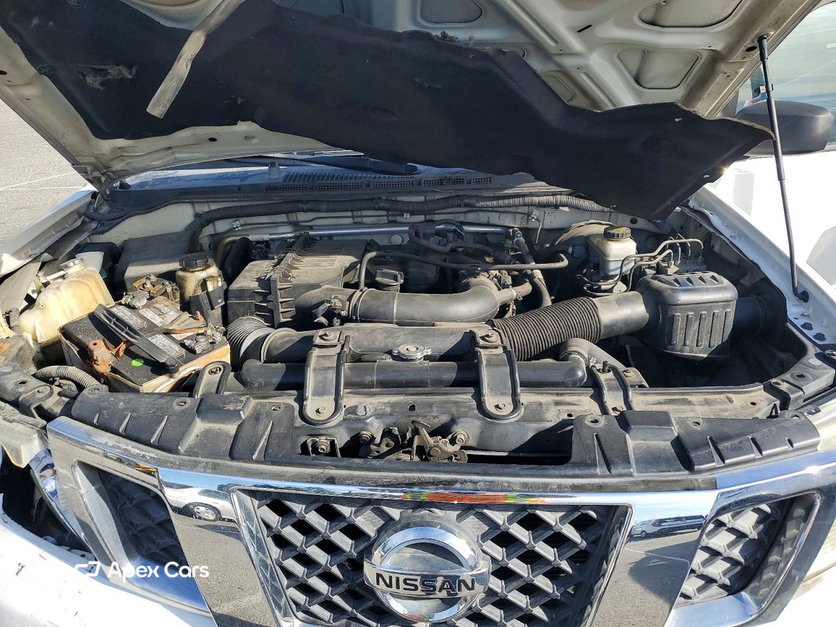 Nissan Navara (Frontier) 2012