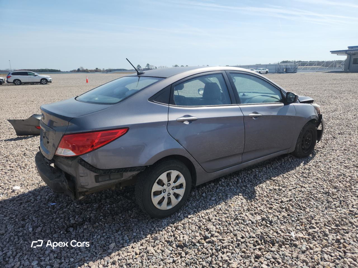 Hyundai Accent 2015
