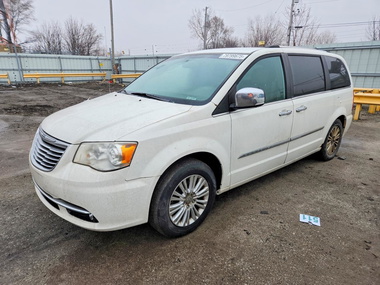 Chrysler Voyager 2012 - Image 1 of 13