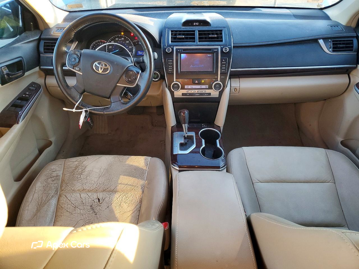 Toyota Camry 2012