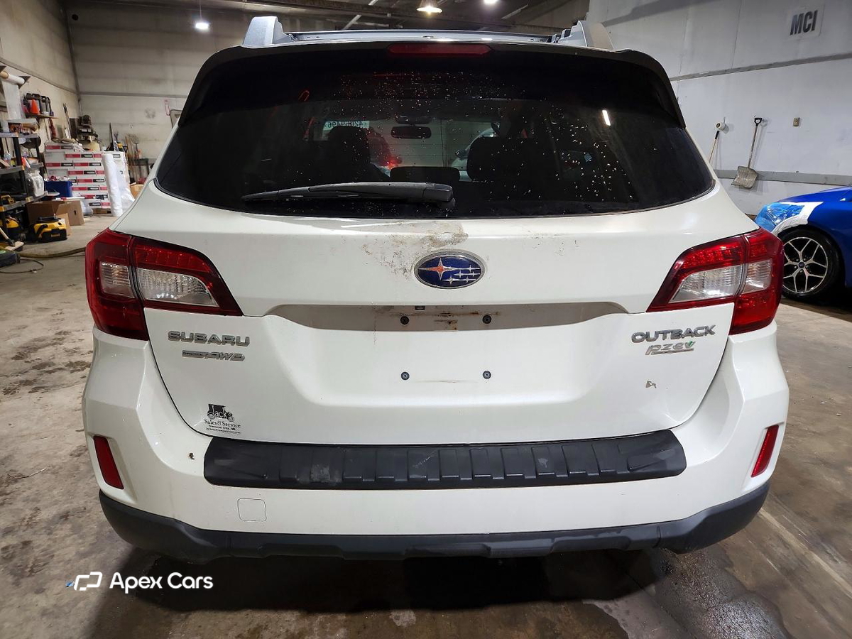 Subaru Outback 2015
