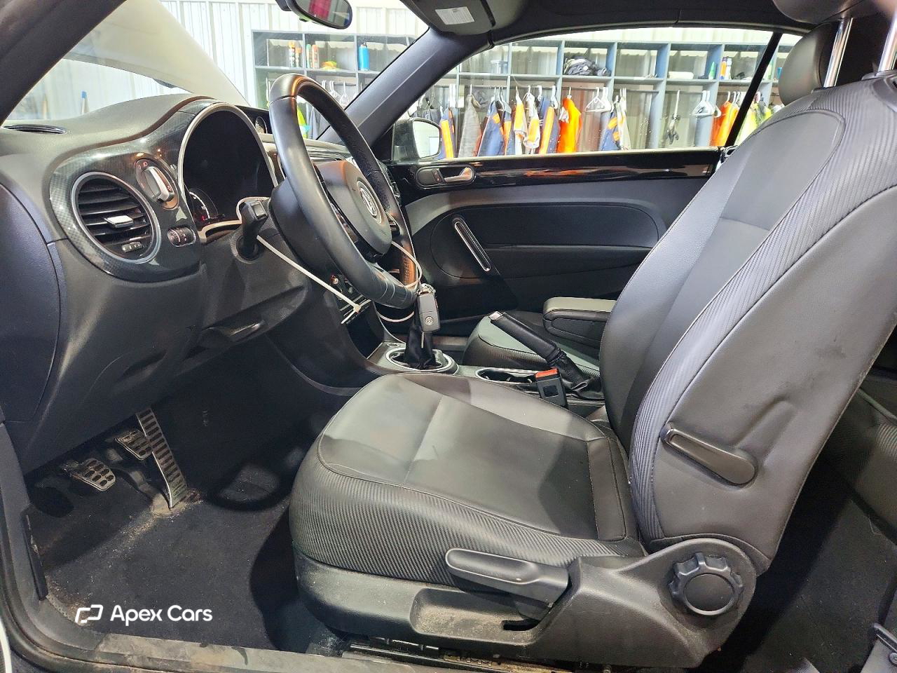 Volkswagen Beetle 2014