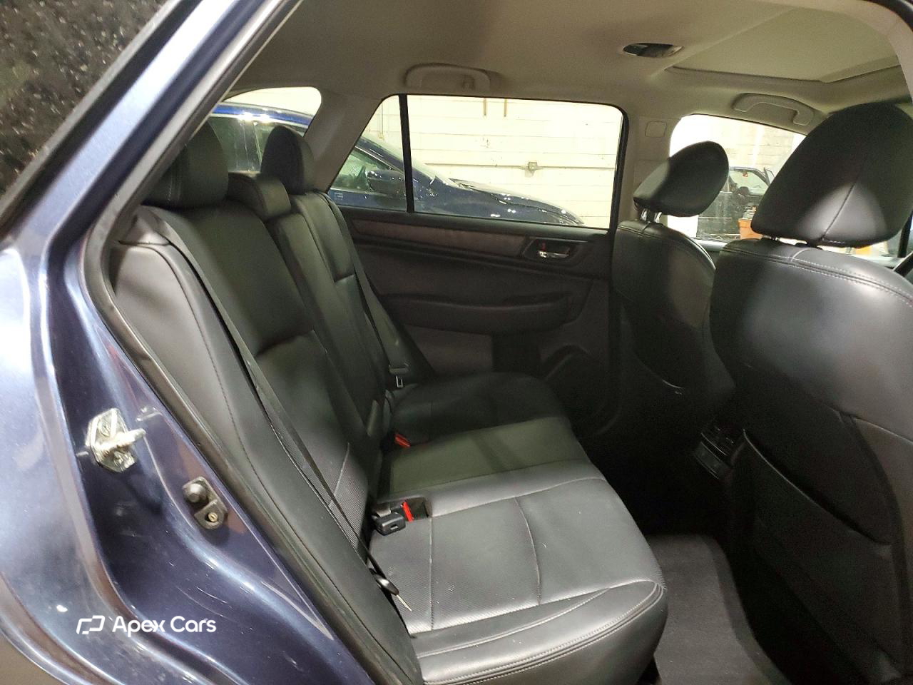 Subaru Outback 2015
